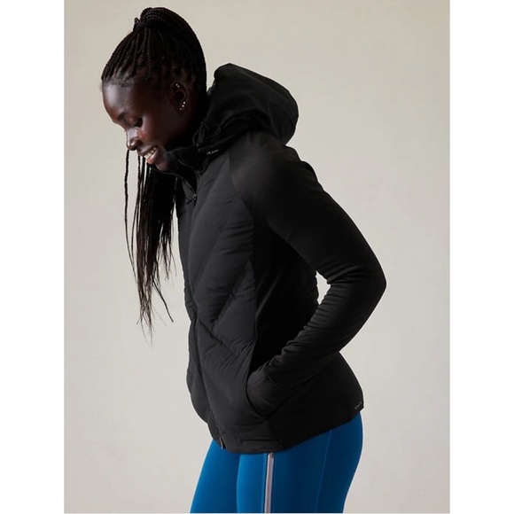NWT Athleta Inlet Jacket - Picture 13 of 16